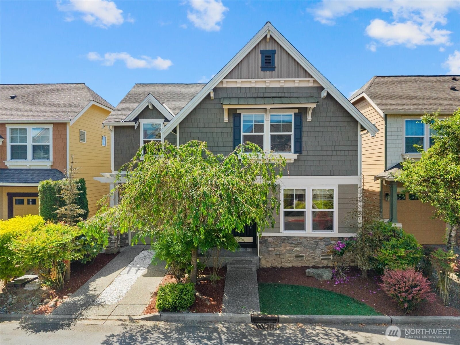 822 235th Place Southeast Bothell, WA 98021 - Photo 2 of 35