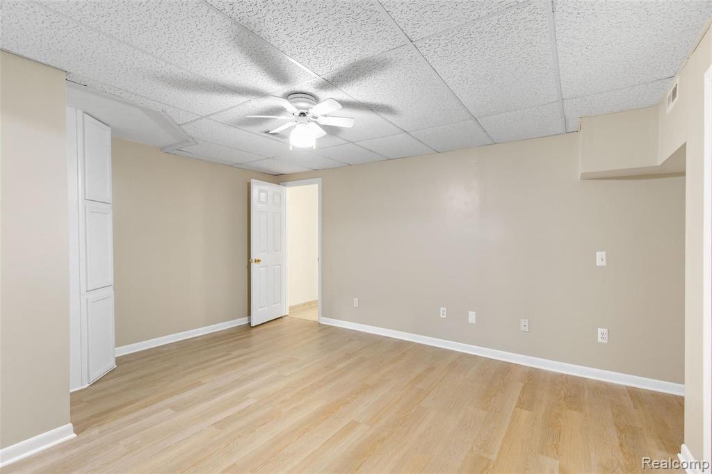 3327 Fairgrove Terrace Rochester Hills, MI 48309 - Photo 36 of 55