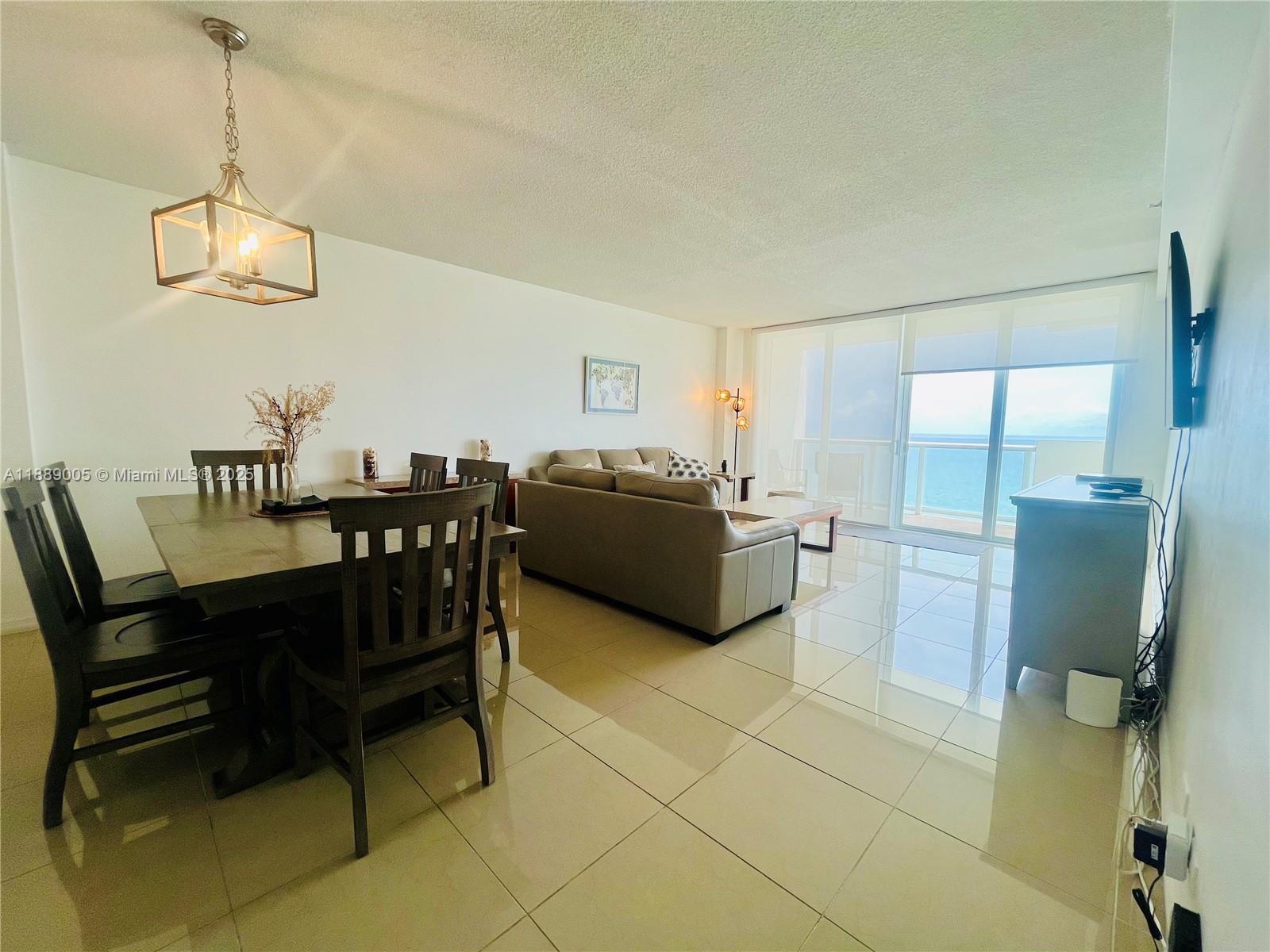 5601 Collins Avenue, Unit 1607 Miami Beach, FL 33140 - Photo 2 of 10