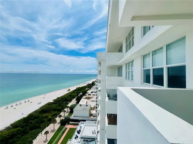 $4,000 | 5601 Collins Avenue, Unit 1607, Miami Beach, FL 33140