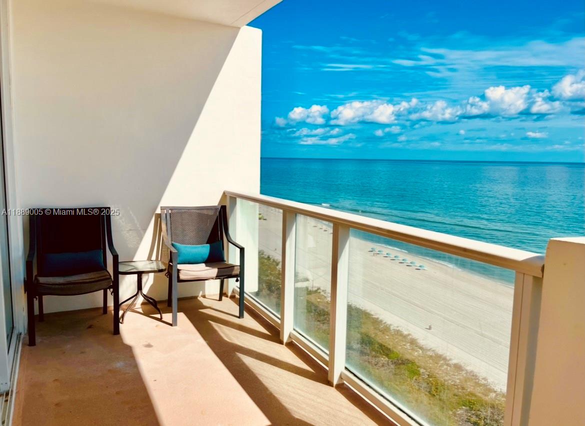 5601 Collins Avenue, Unit 1607 Miami Beach, FL 33140 - Photo 9 of 10