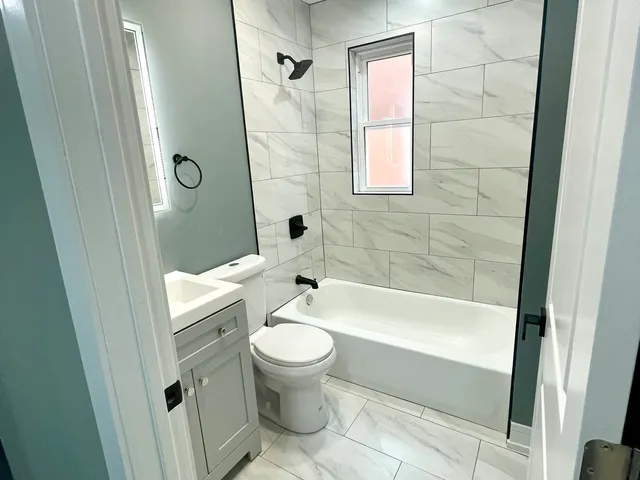 $355,000 | 7042 South Eberhart Avenue, Chicago, IL 60637