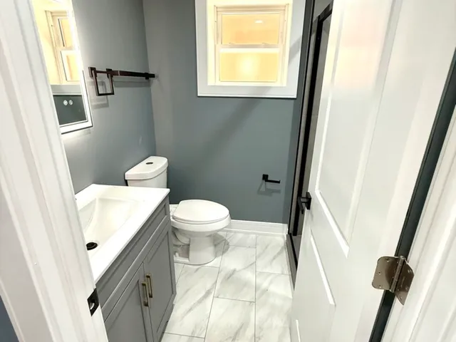 $355,000 | 7042 South Eberhart Avenue, Chicago, IL 60637