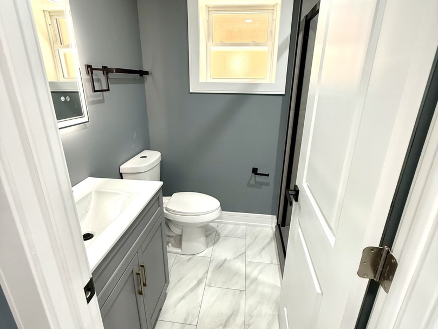 7042 South Eberhart Avenue Chicago, IL 60637 - Photo 29 of 43