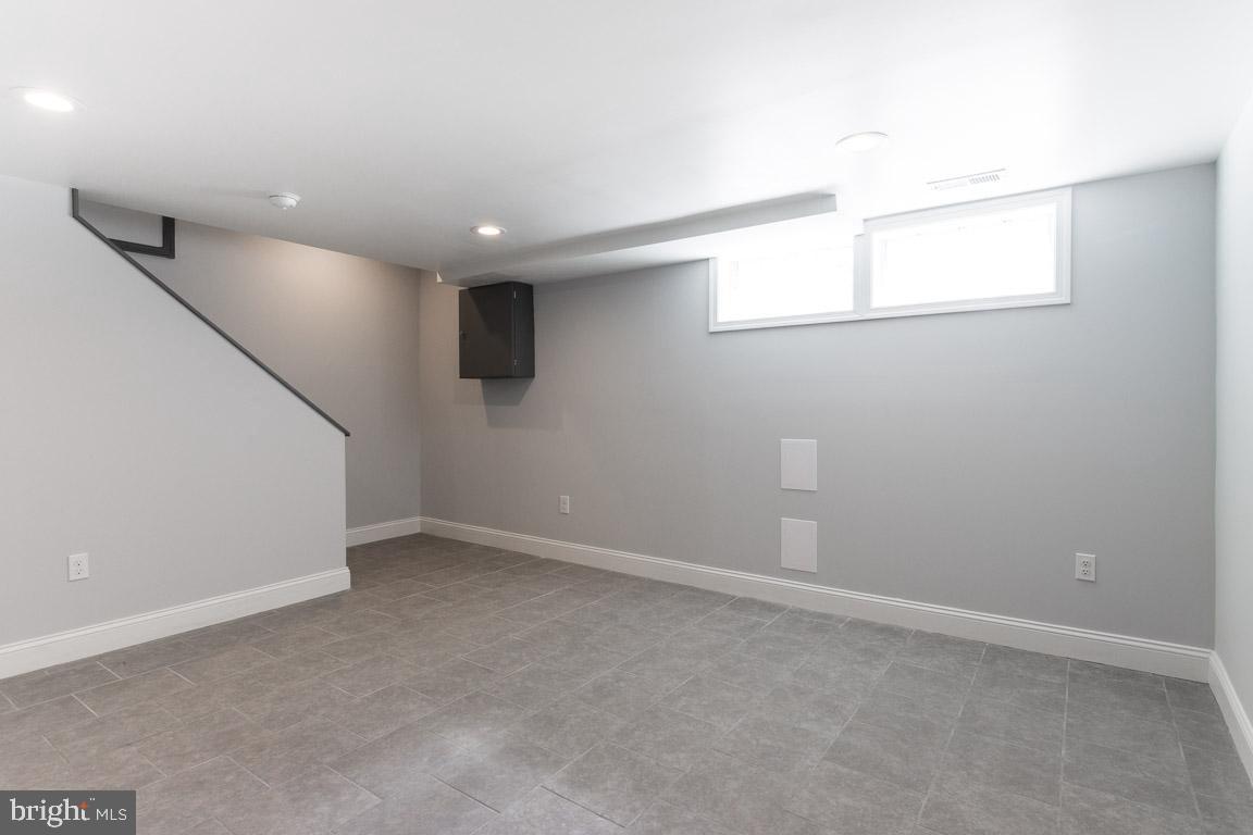 1000 Upnor Road Baltimore, MD 21212 - Photo 22 of 27
