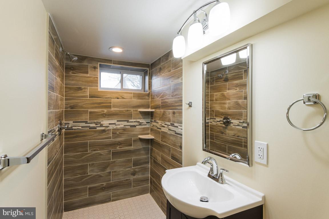1000 Upnor Road Baltimore, MD 21212 - Photo 25 of 27