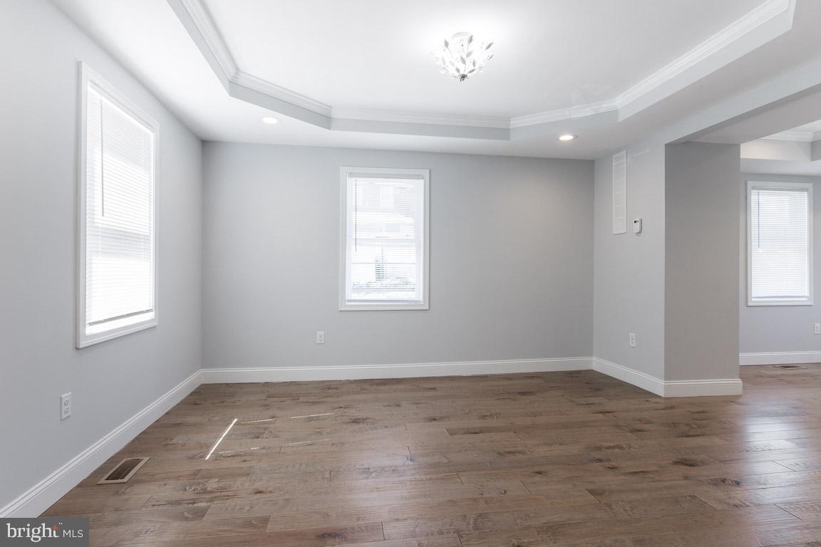 1000 Upnor Road Baltimore, MD 21212 - Photo 4 of 27