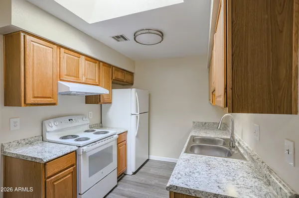 $1,545 | 501 West Hononegh Drive, Unit 6, Phoenix, AZ 85027