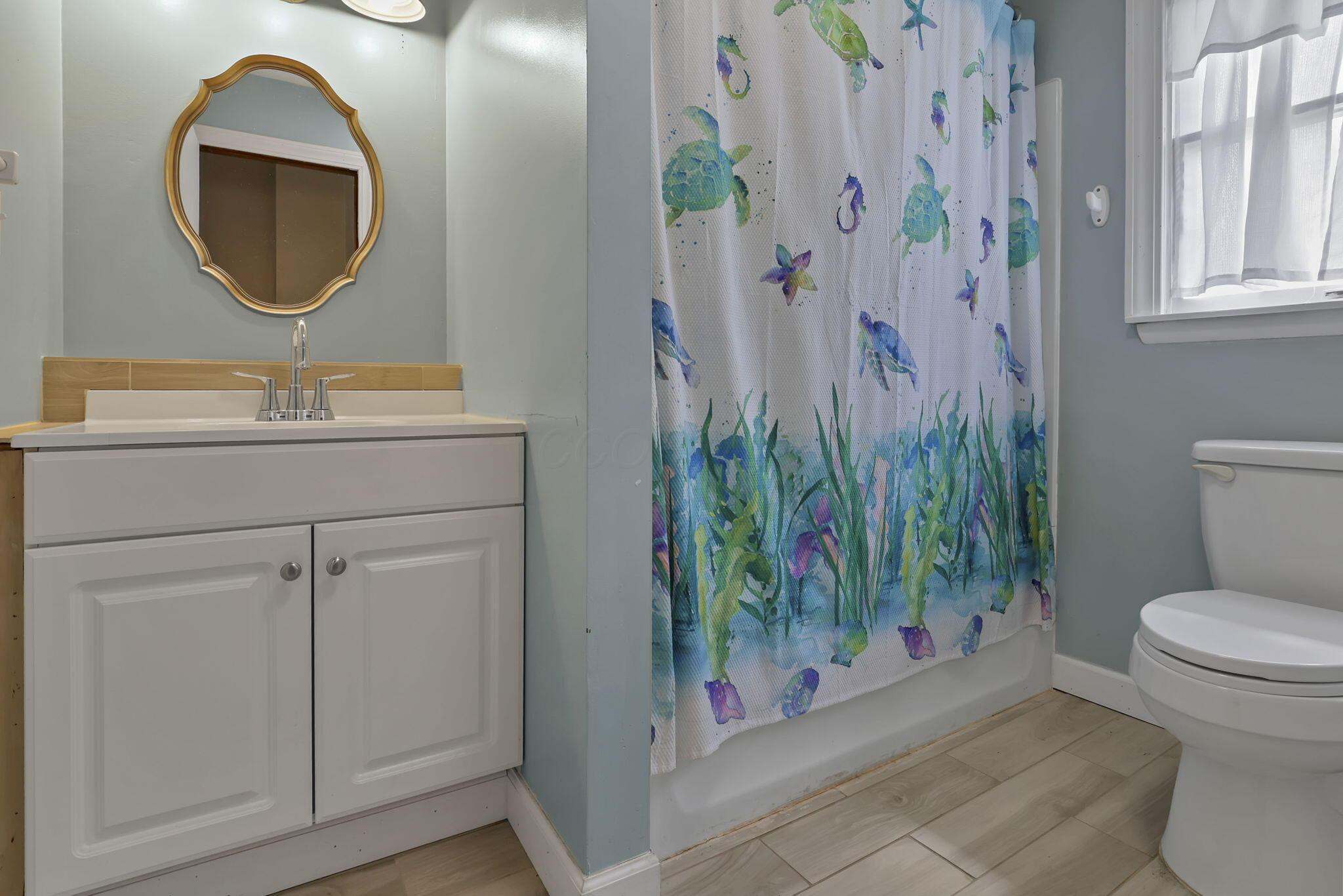 6605 Lancaster Road Hebron, OH 43025 - Photo 22 of 53 Full Bathroom