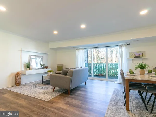 $359,000 | 17411 Pipers Way, Unit 7, Olney, MD 20832