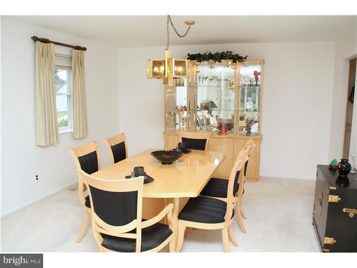 48 Tulip Road Holland, PA 18966 - Photo 4 of 16 Dining Room