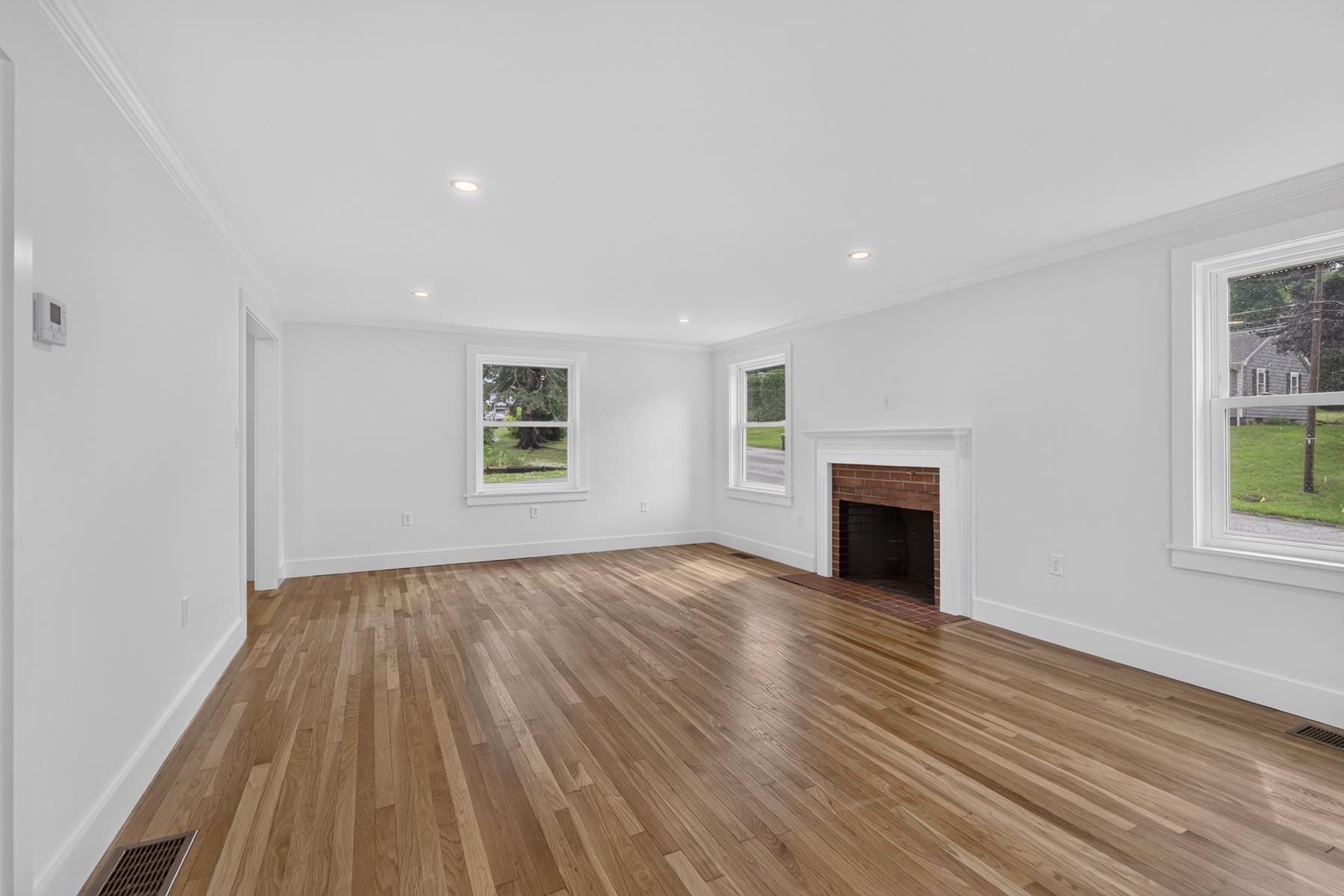 2 Sweetbriar Lane Rochester, NH 03867 - Photo 8 of 41