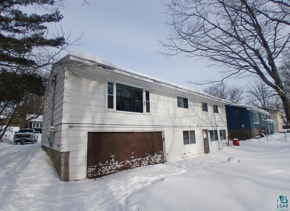 204 Wadena Street Duluth, MN 55803 - Photo 4 of 32