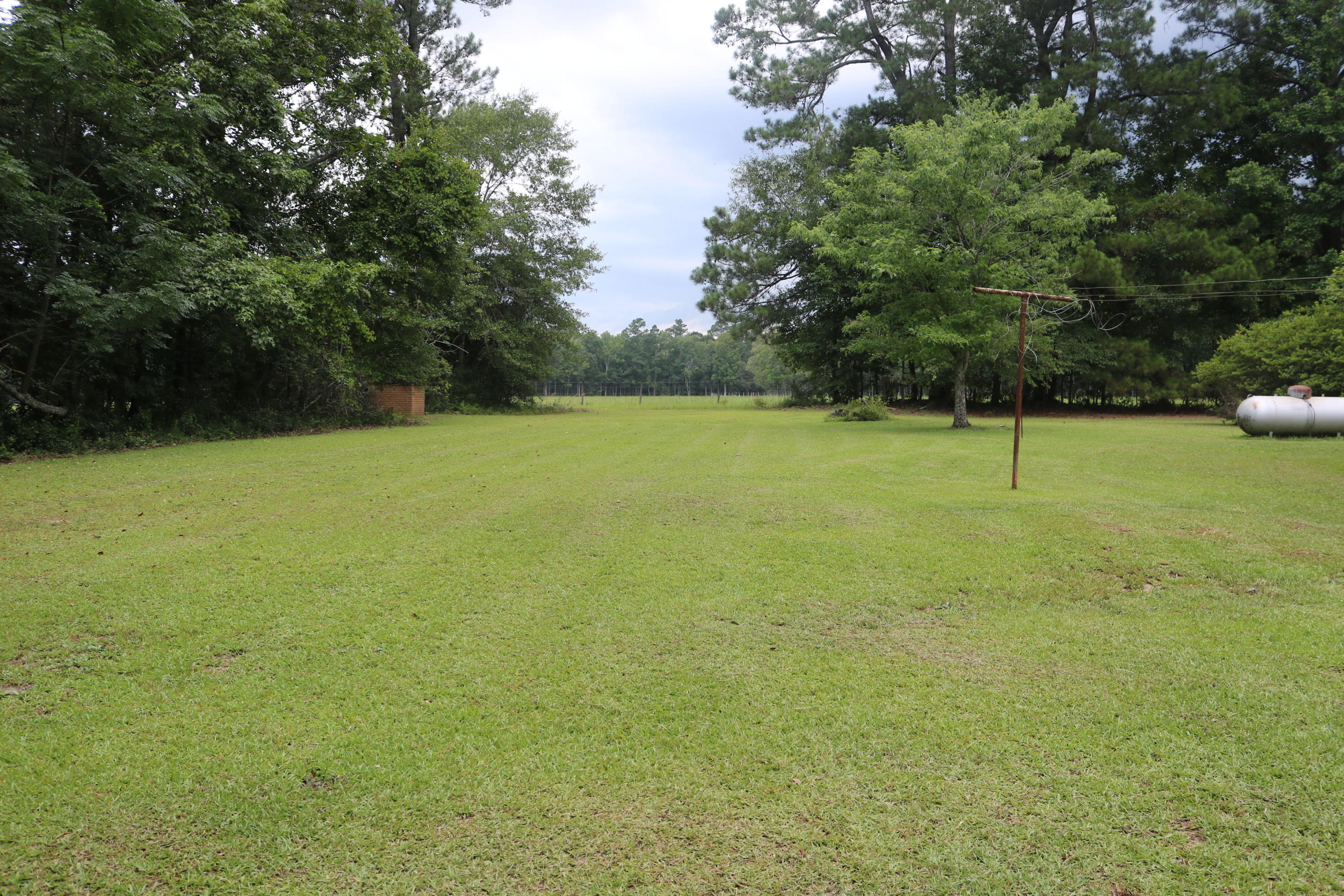 3417 Beulah Road Smoaks, SC 29481 - Photo 9 of 32 IMG_8567