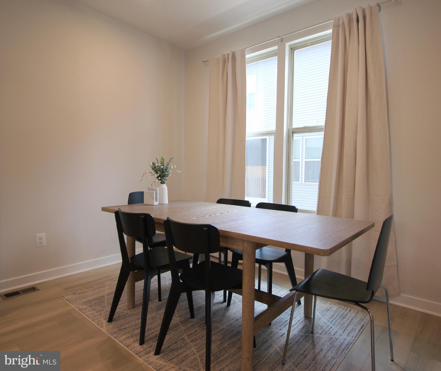 2107 Acadia Road Herndon, VA 20170 - Photo 10 of 30
