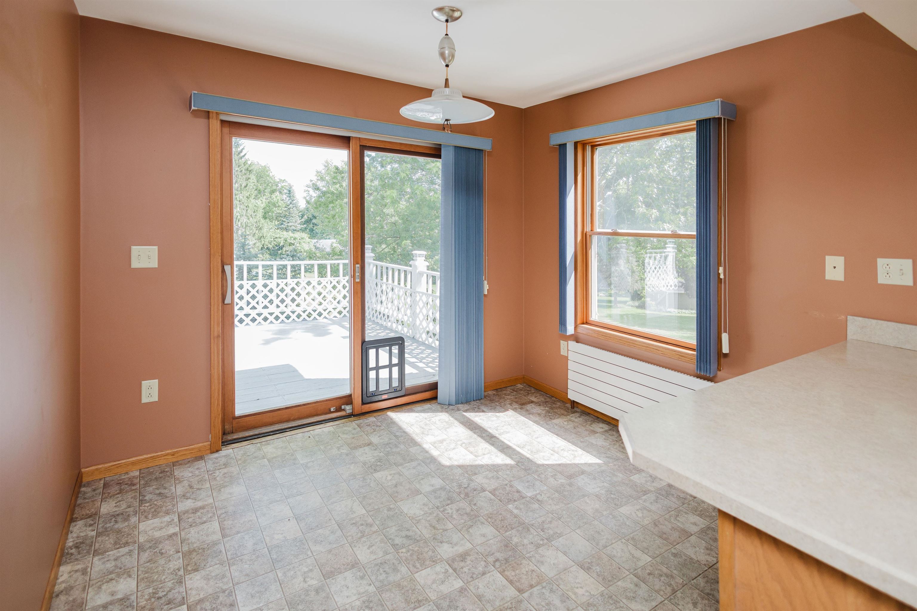 607 Dodge Street Mineral Point, WI 53565 - Photo 23 of 64