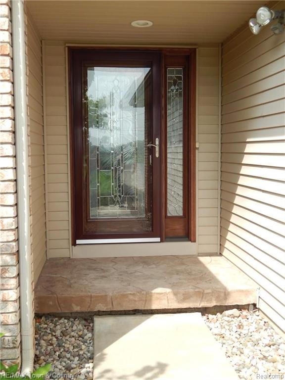 10030 West Pierson Road Flushing, MI 48433 - Photo 3 of 72