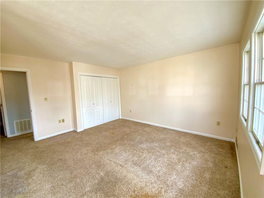 380 3rd Street, Unit 380 Beaver, PA 15009 - Photo 15 of 25 an empty room with windows