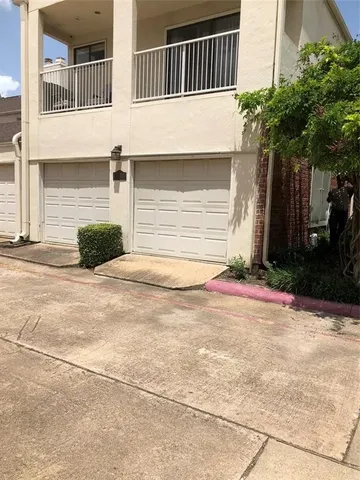 a view of a yard and a snow
