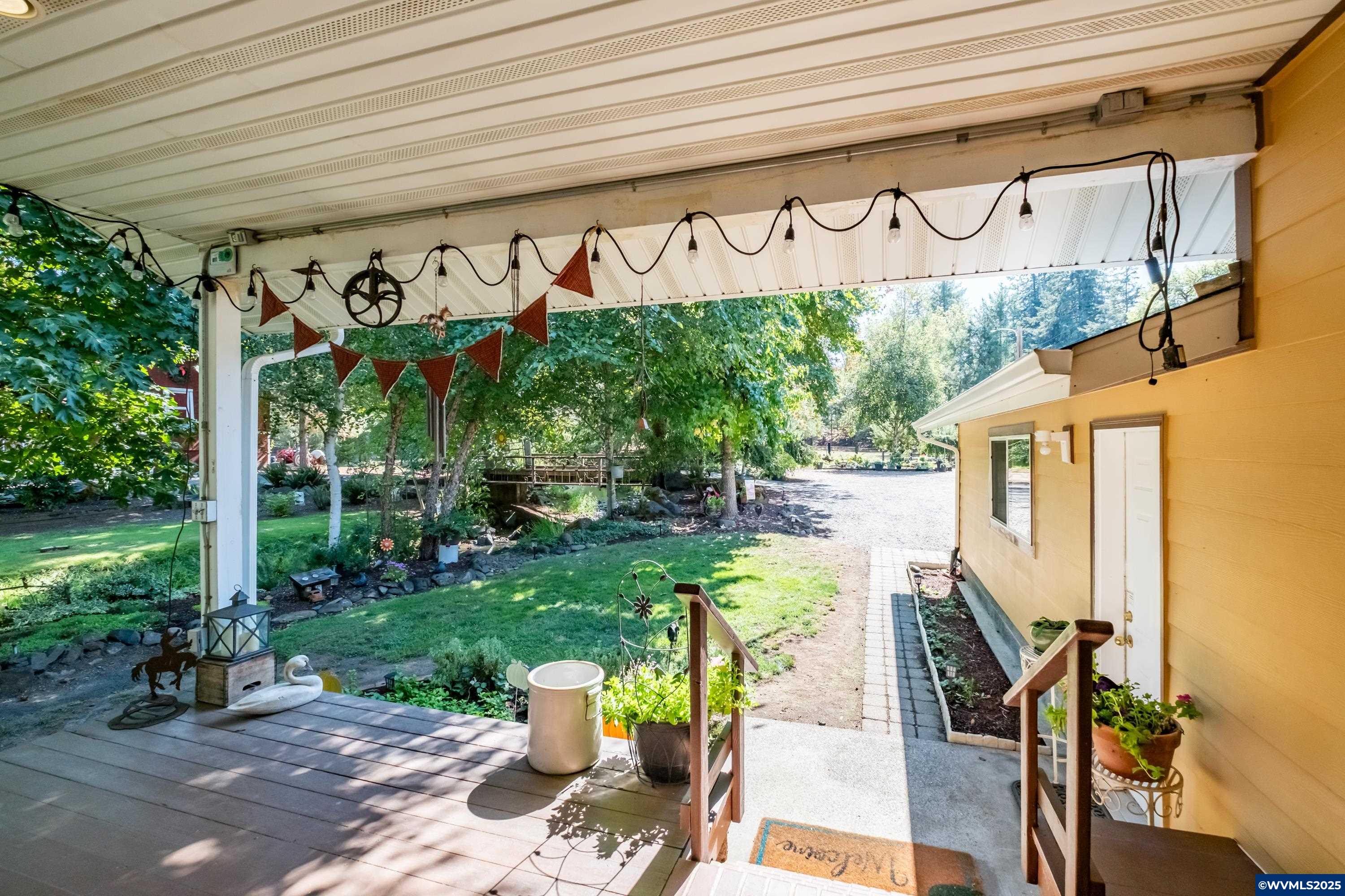 34225 Kowitz Road Lebanon, OR 97355 - Photo 6 of 49 Gallery Image 6