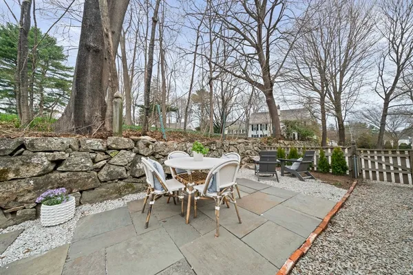 $965,000 | 605 Main Street, Hingham, MA 02043