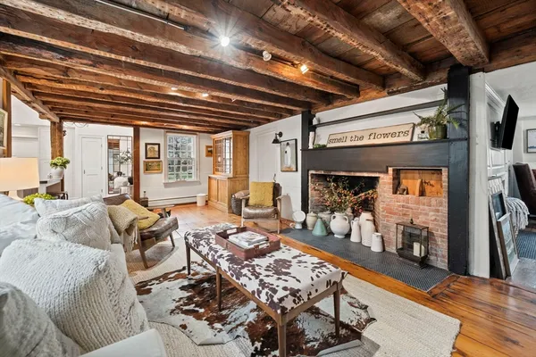 $965,000 | 605 Main Street, Hingham, MA 02043