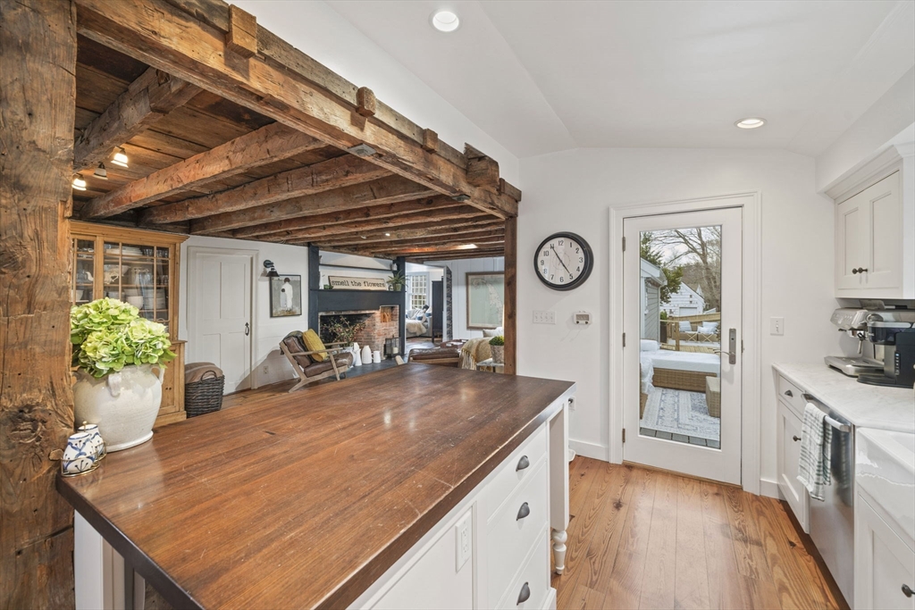 605 Main Street Hingham, MA 02043 - Photo 6 of 33