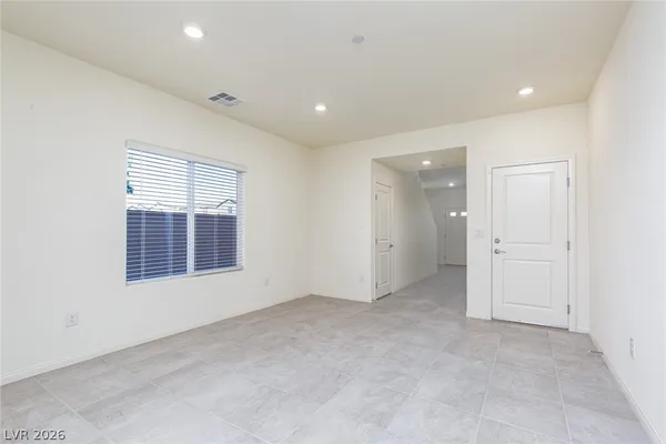 $2,950 | 4489 Ginger Hls Avenue, Las Vegas, NV 89141