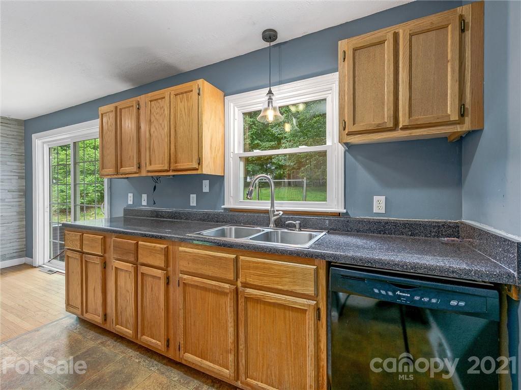 136 Homestead Road Candler, NC 28715 - Photo 16 of 30 Gallery Image 16
