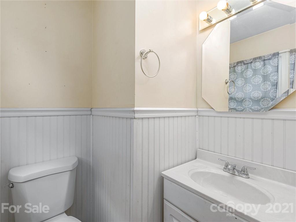 136 Homestead Road Candler, NC 28715 - Photo 24 of 30 Gallery Image 24