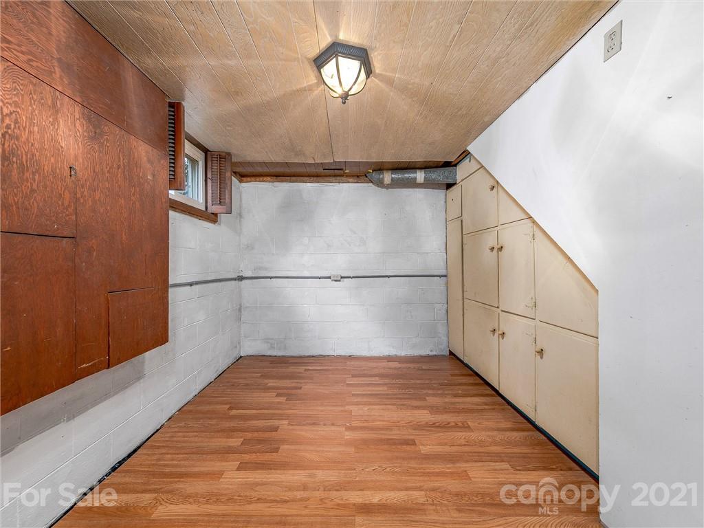 136 Homestead Road Candler, NC 28715 - Photo 27 of 30 Gallery Image 27