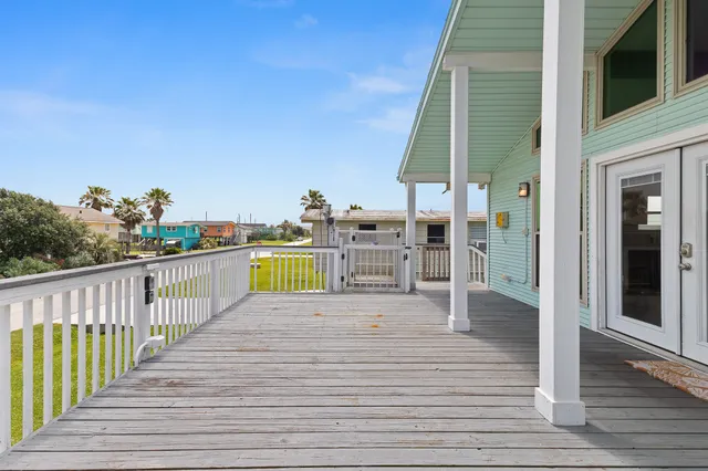 $2,750 | 4014 Kent Drive, Galveston, TX 77554