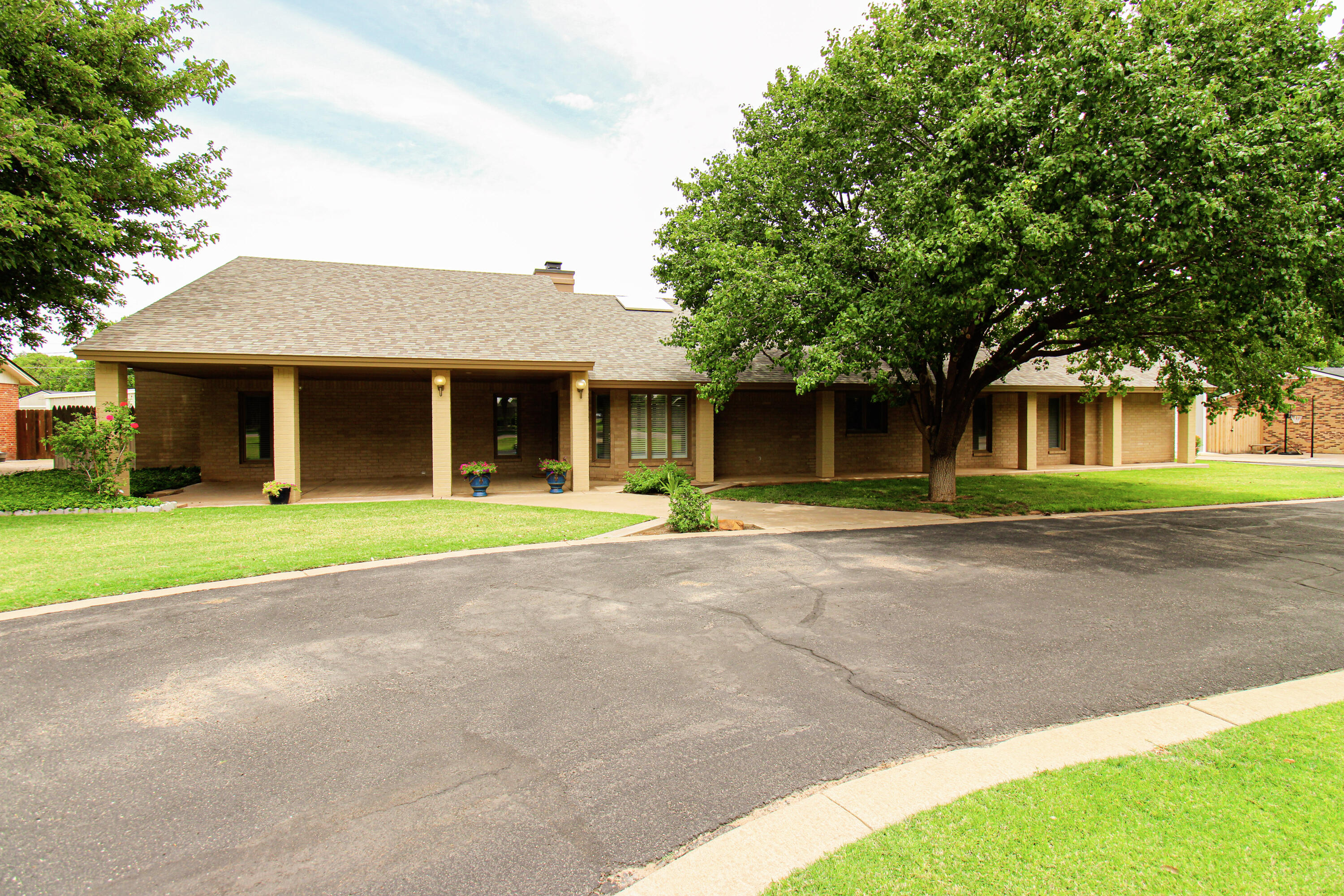 2606 Newcomb Street Lubbock, TX 79415 - Photo 1 of 51 1-IMG_0448