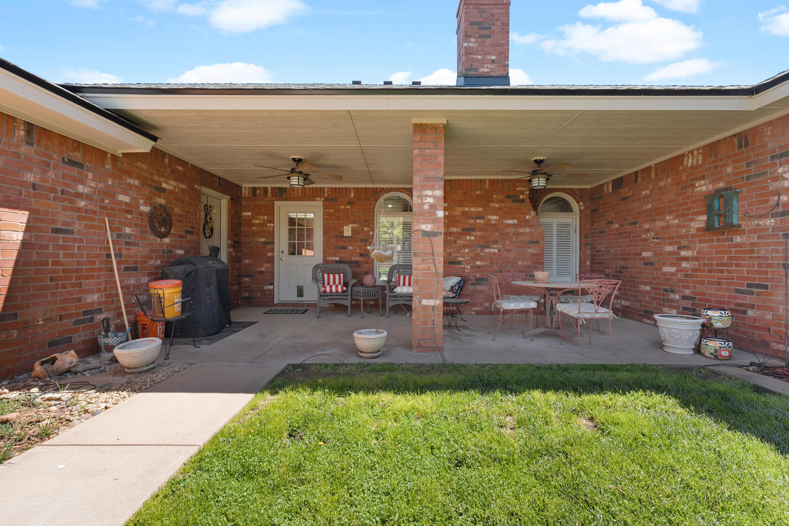 7402 95th Street Lubbock, TX 79424 - Photo 38 of 43 a view of yard with patio