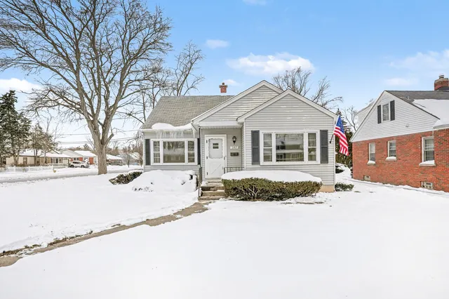 $164,900 | 347 Cass Street, Crete, IL 60417