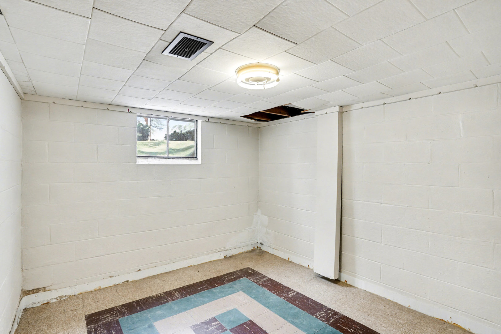 347 Cass Street Crete, IL 60417 - Photo 12 of 13 a view of empty room with wooden floor