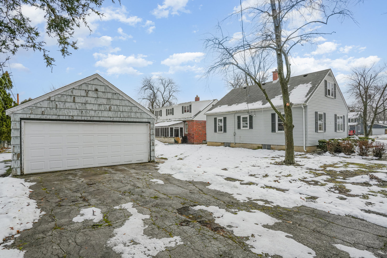 347 Cass Street Crete, IL 60417 - Photo 13 of 13 a front view of a house with a yard