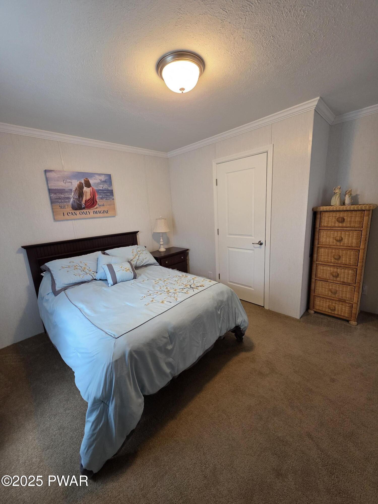 108 Middle Road Greentown, PA 18426 - Photo 14 of 22 Primary Bedroom