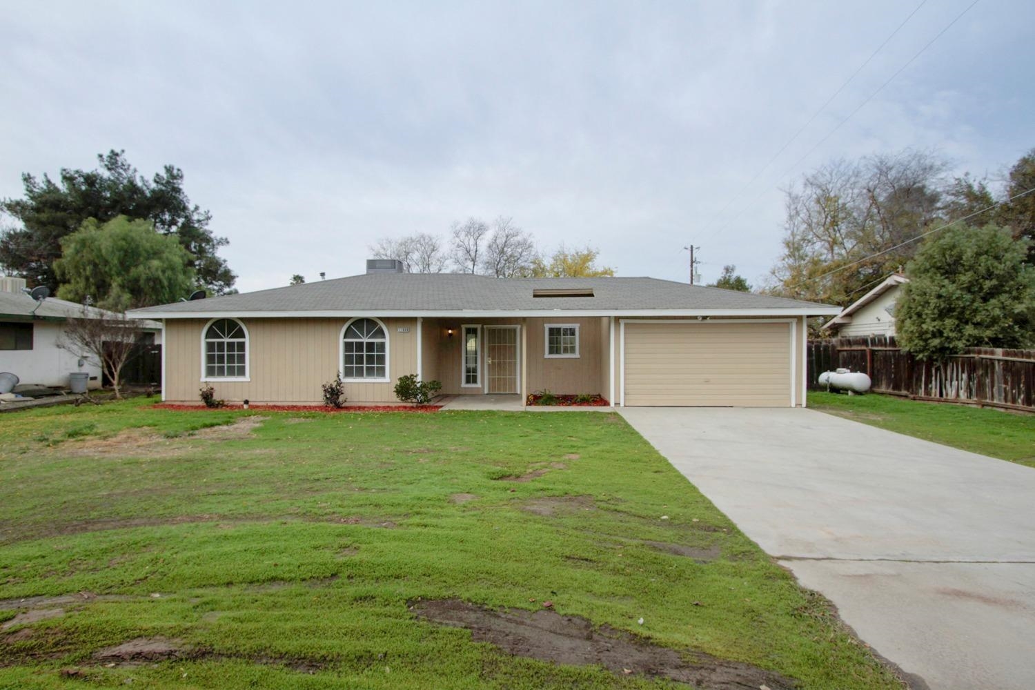 17808 Rodeo Drive Madera, CA 93638 - Photo 1 of 10 Gallery Image 1