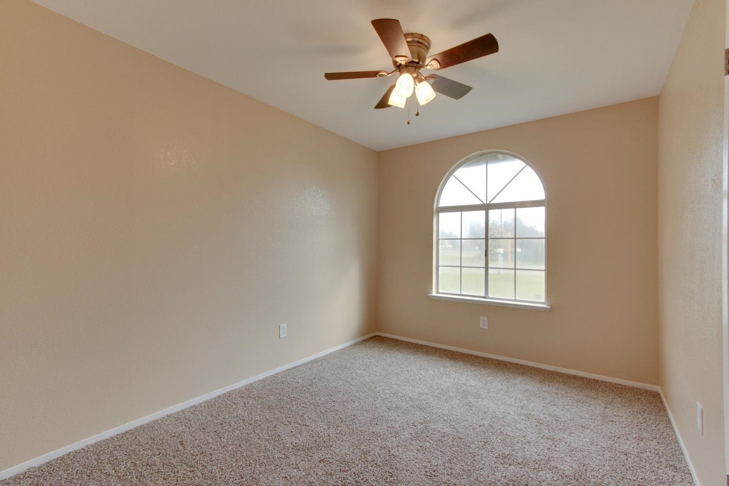 17808 Rodeo Drive Madera, CA 93638 - Photo 8 of 10 Gallery Image 8