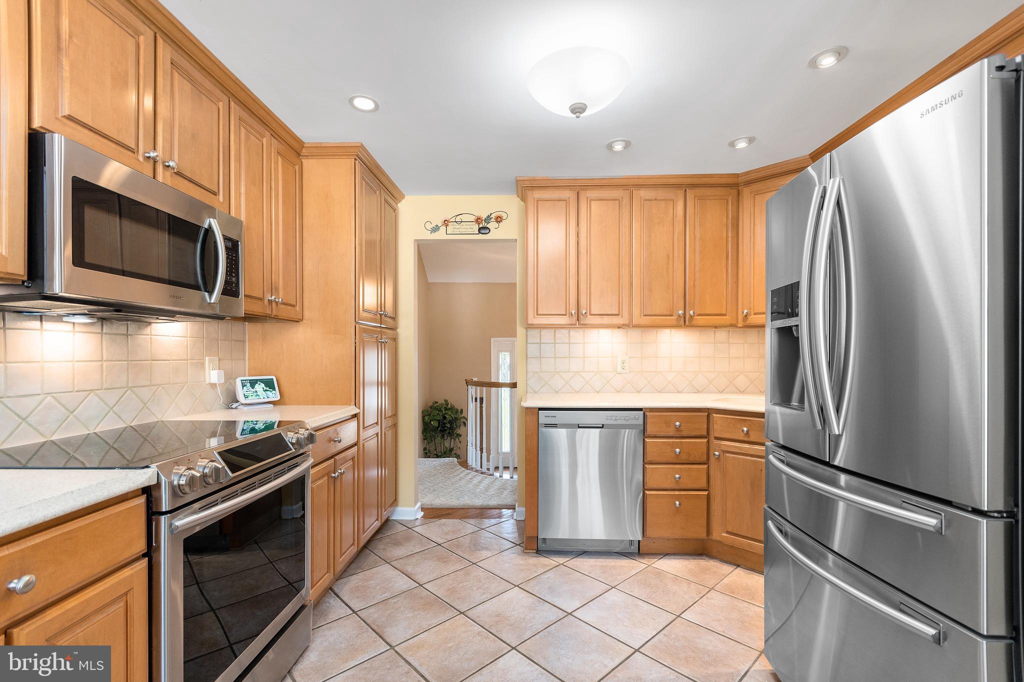 185 Plymouth Road Sicklerville, NJ 08081 - Photo 13 of 36 Gallery Image 13