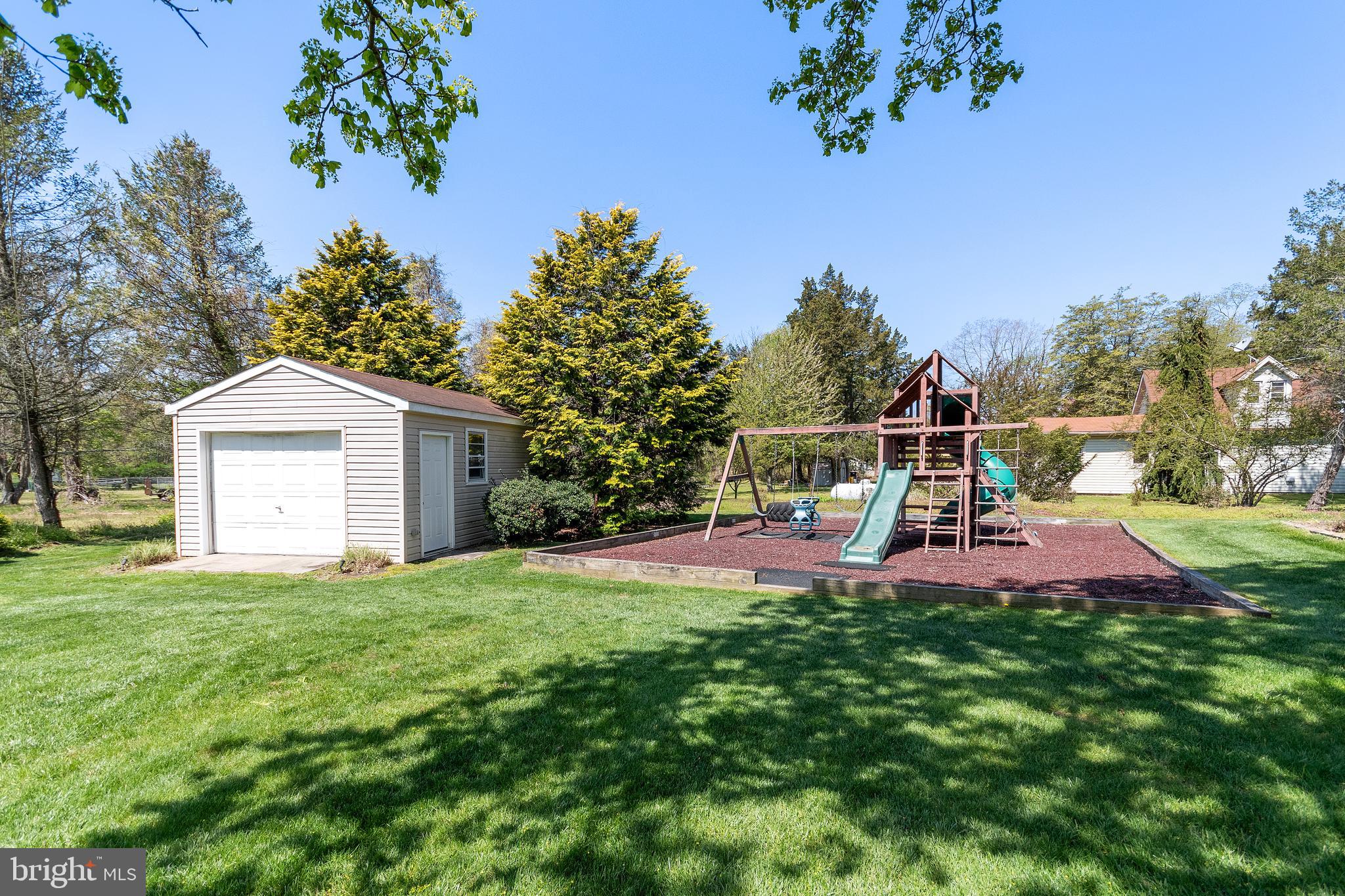185 Plymouth Road Sicklerville, NJ 08081 - Photo 5 of 36 Gallery Image 5