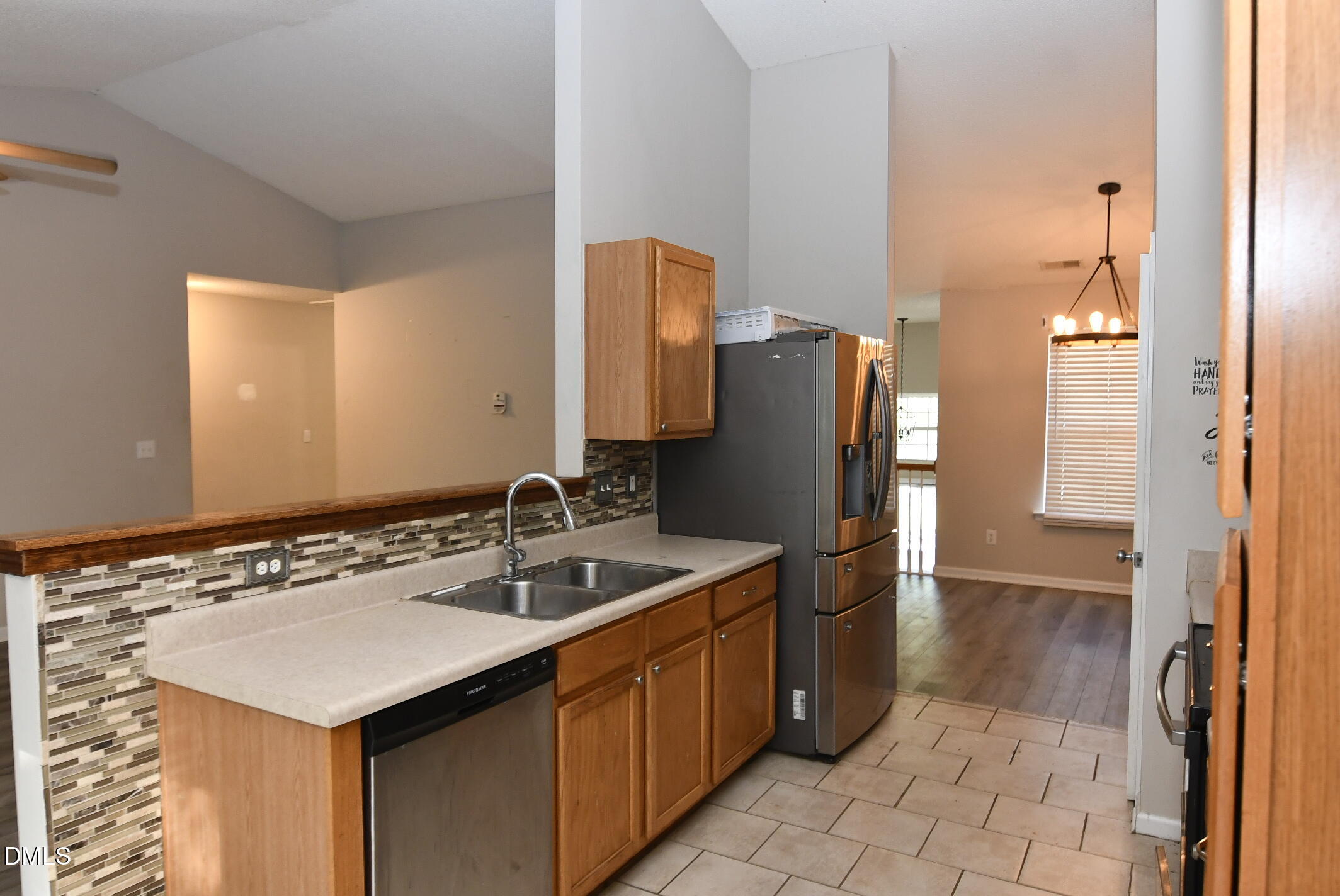 3419 Marshlane Way Raleigh, NC 27610 - Photo 5 of 26 Kitchen