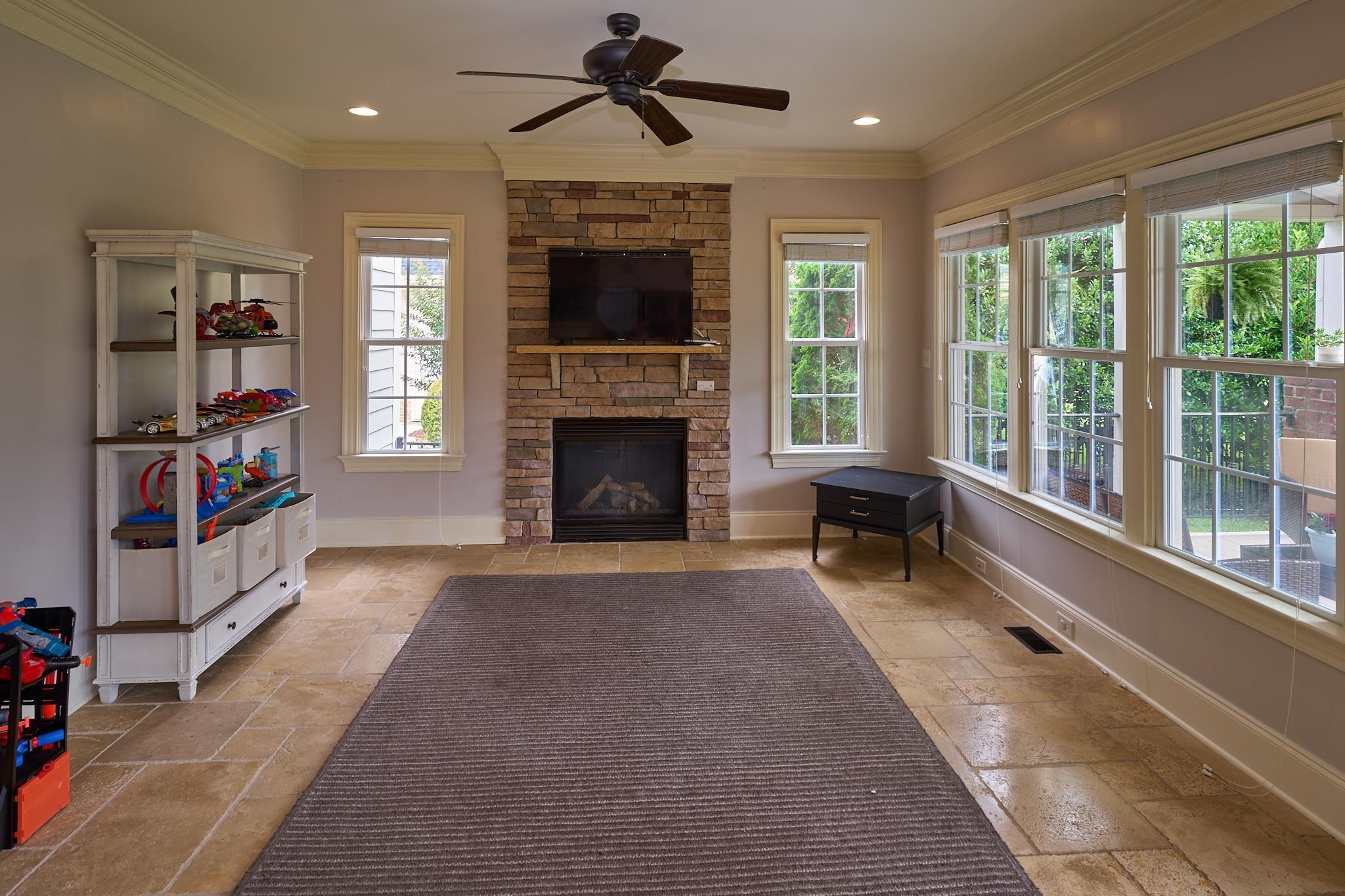 424 Waterville Street Raleigh, NC 27603 - Photo 10 of 76 Family Room