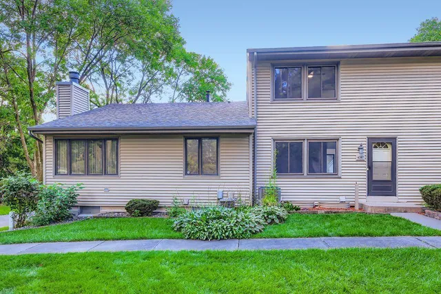 $310,000 | 4387 Arden View Drive, Arden Hills, MN 55112