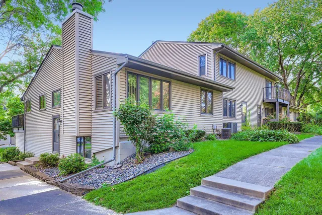 $310,000 | 4387 Arden View Drive, Arden Hills, MN 55112