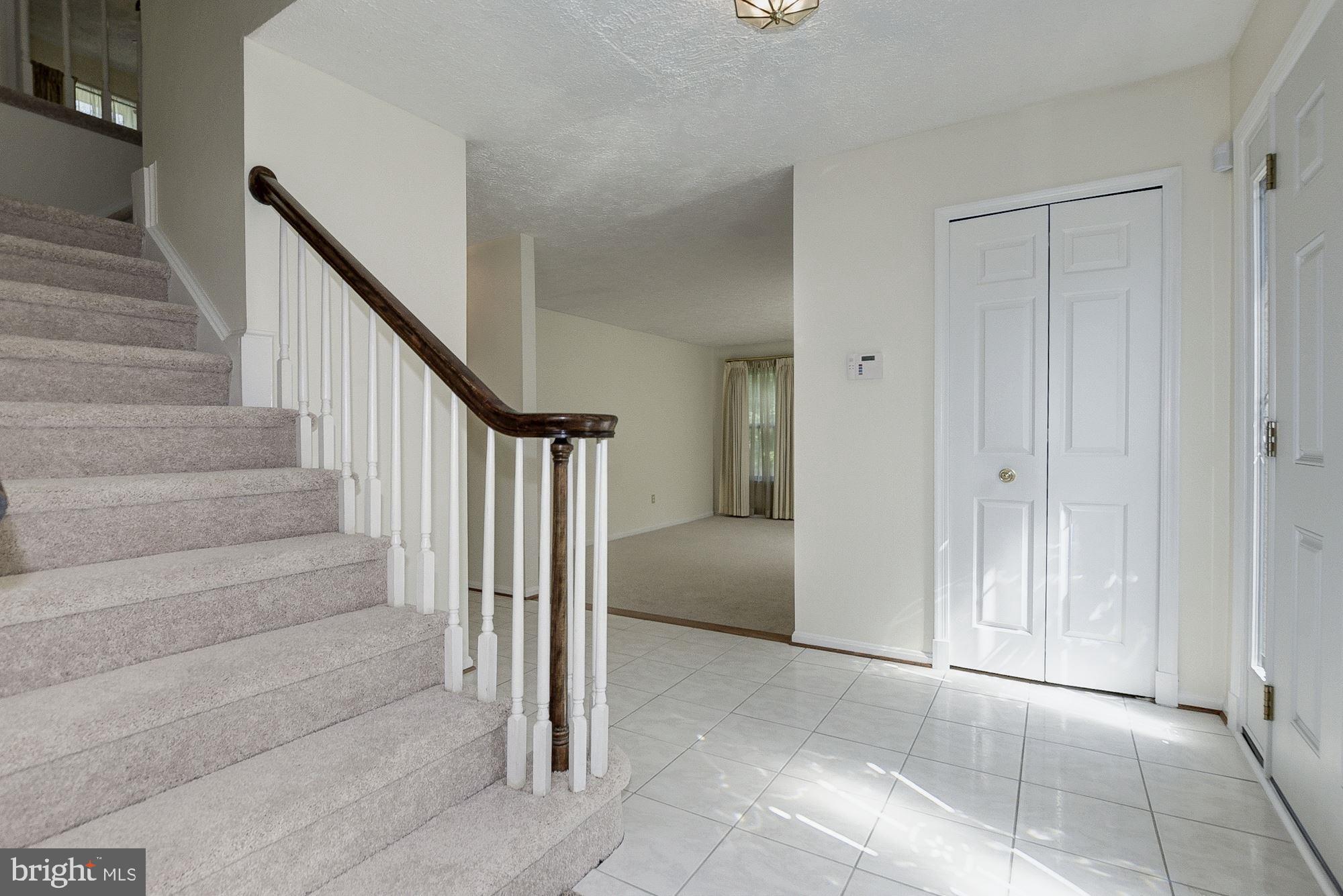 2101 Falling Creek Road Silver Spring, MD 20904 - Photo 14 of 53 Foyer view to living room