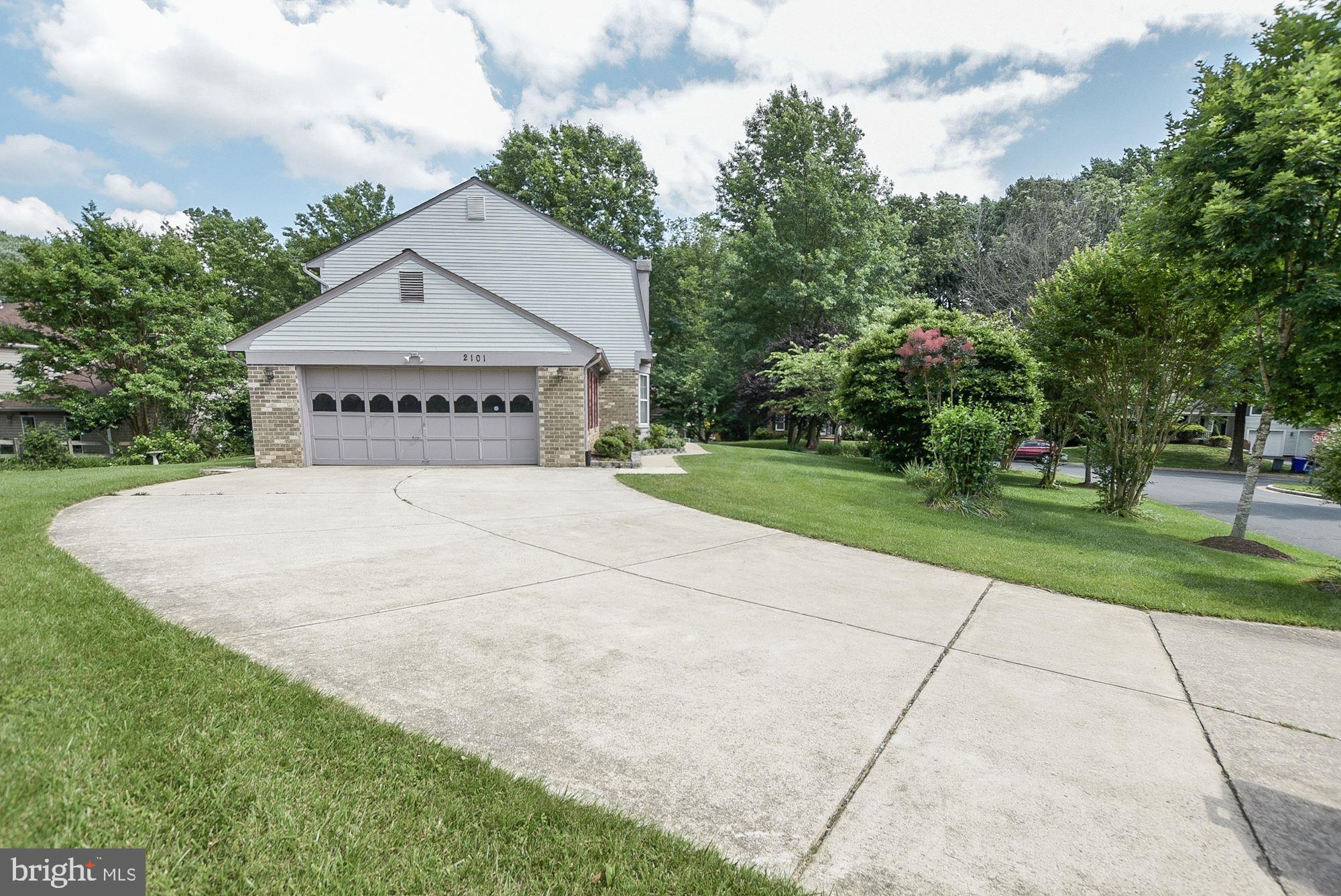 2101 Falling Creek Road Silver Spring, MD 20904 - Photo 6 of 53 Corner lot with driveway to home