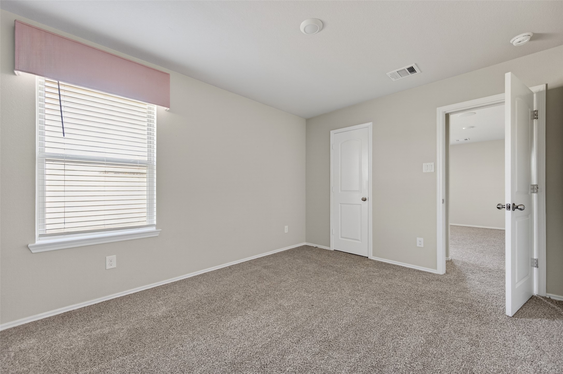 14432 Sugar Pines Drive Conroe, TX 77302 - Photo 19 of 26