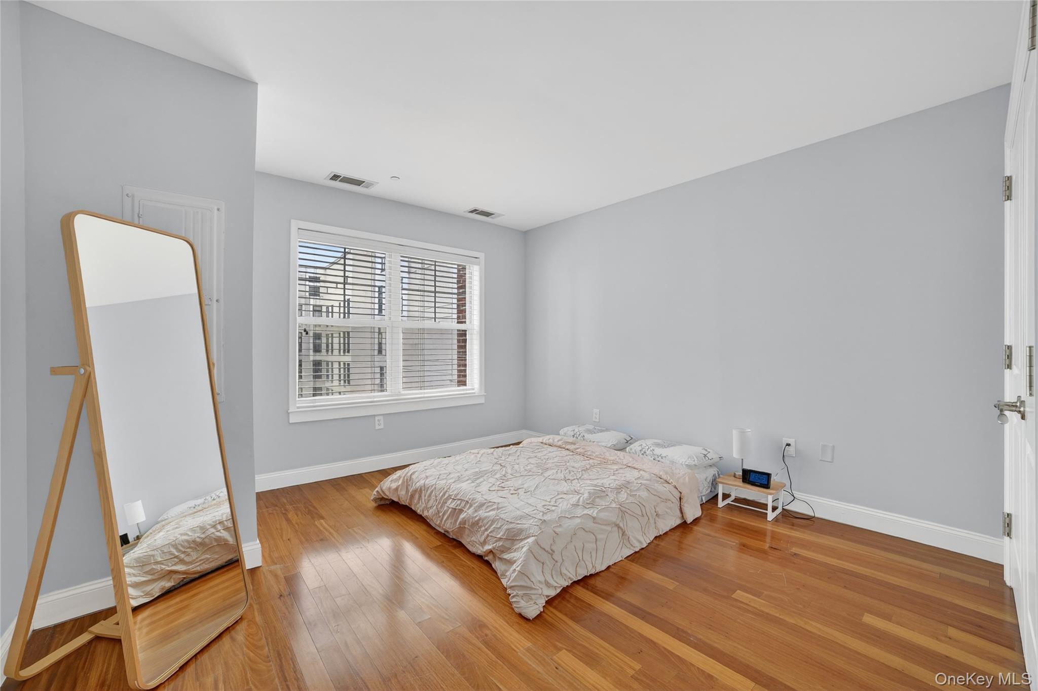 543 Main Street, Unit 502 New Rochelle, NY 10801 - Photo 16 of 31